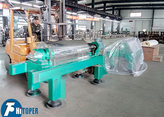 Industrial Decanter Centrifuge Offering Continuous Operation at 4800 RPM for Separation and Discharge of Solids from Liquids