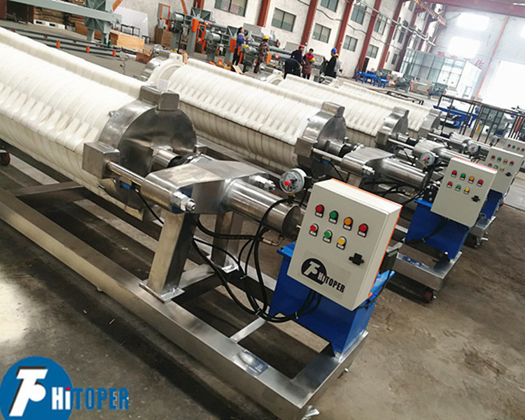 Cotton Cake Filter Press Featuring Round Plate Design and Movable Wheels Suitable for High Precision Liquid Filtration Applications